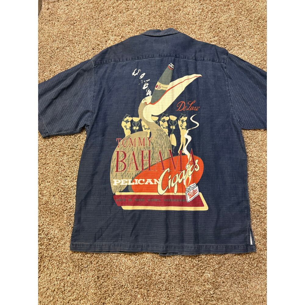 Vintage Tommy Bahama Pelican Cigars Embroidered Camp Shirt Mens Size Medium